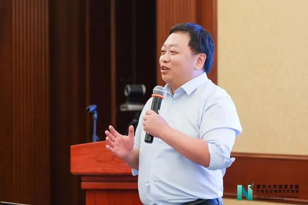 《实验室学术委员会成立仪式暨学术交流会顺利召开》配图