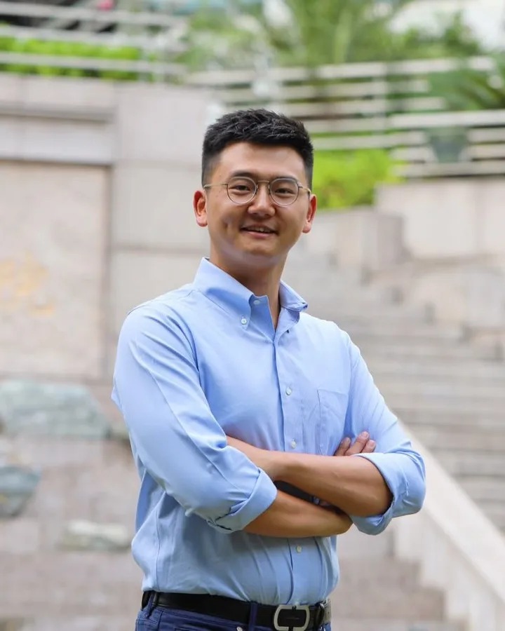 周阳官方肖像